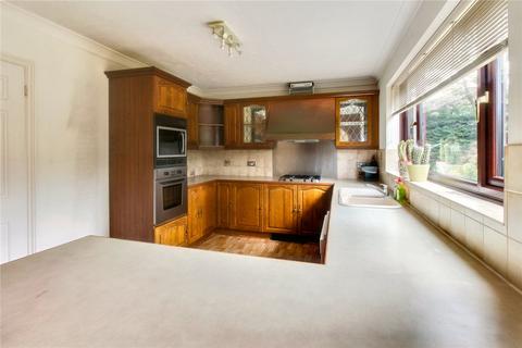 Oak House Beech Avenue, Taverham, Norwich, NR8 6HW