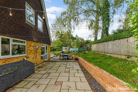 4 bedroom chalet for sale, The Birches Close, North Baddesley, Hampshire