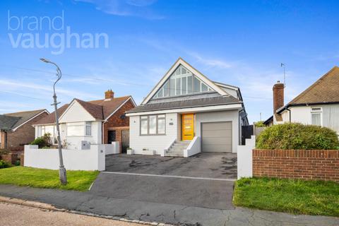 4 bedroom detached house for sale, Rodmell Avenue, Saltdean, Brighton, East Sussex, BN2