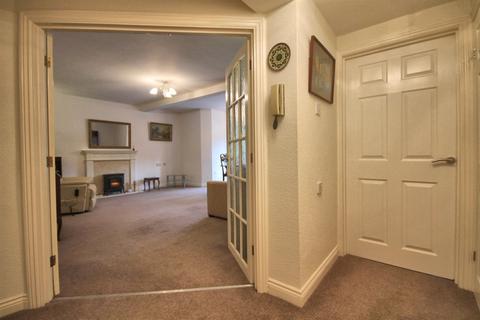 2 bedroom apartment for sale, Hall Lane, Mobberley