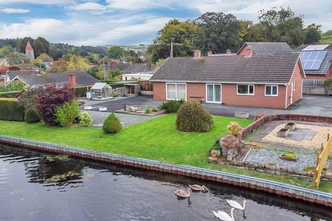 3 bedroom bungalow for sale, Berriew, Welshpool