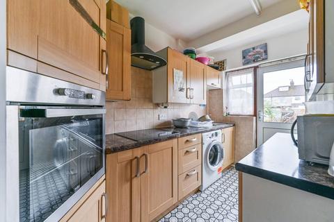 3 bedroom detached house for sale, Brockenhurst Way, Norbury, London, SW16