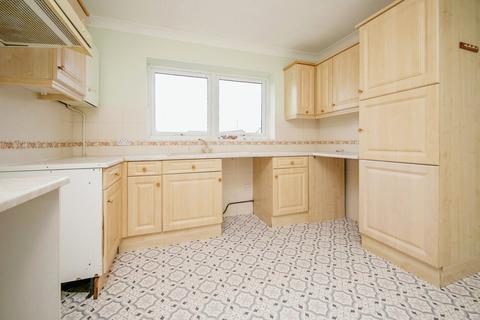 2 bedroom detached bungalow for sale, Saxmundham Way, Clacton-on-Sea CO16