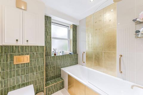 2 bedroom flat for sale, Jubilee Place, Chelsea, London, SW3