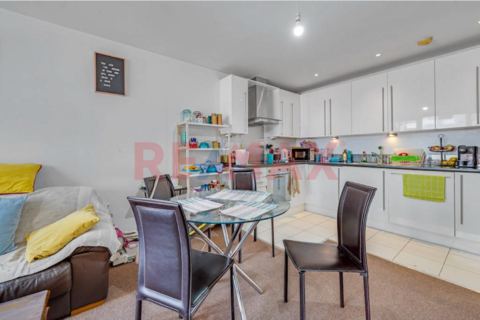 2 bedroom flat for sale, The Sphere, Hallsville Road, London E16