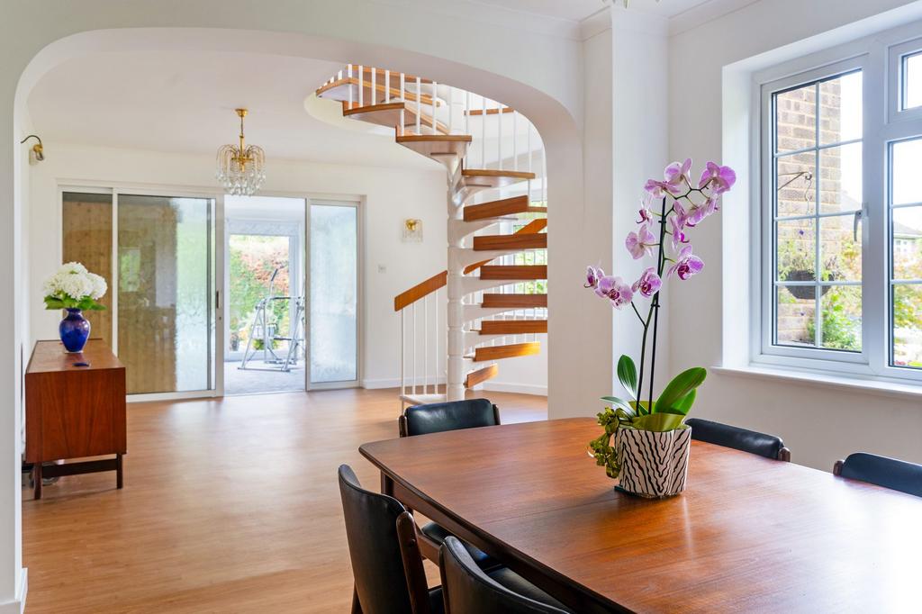 Open Plan Dining/Sitting Room