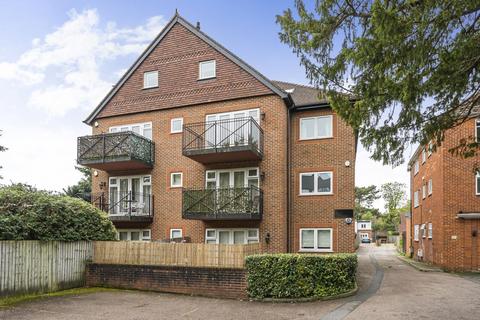 2 bedroom flat for sale, Copers Cope Road, Beckenham