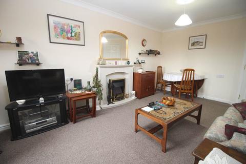 2 bedroom apartment for sale, Cooper Court, Maldon