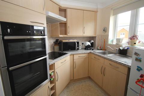 2 bedroom apartment for sale, Cooper Court, Maldon