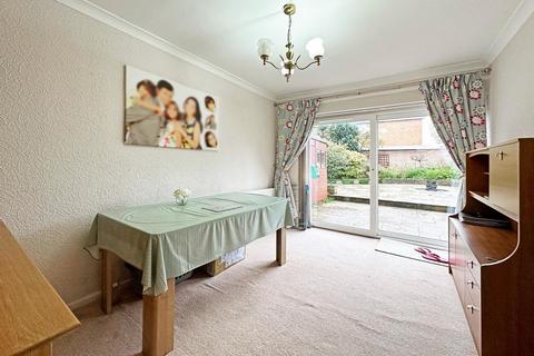 4 bedroom link detached house to rent, Copt Heath Drive, Knowle, Solihull, West Midlands, B93