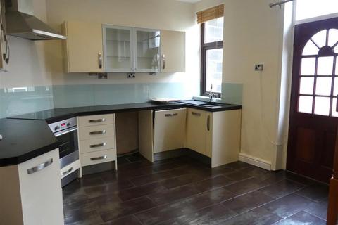 3 bedroom terraced house to rent, Clifford Street, Keighley BD20