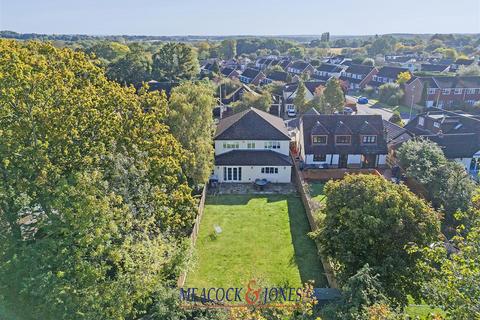 5 bedroom detached house for sale, Harpers Lane, Doddinghurst, Brentwood