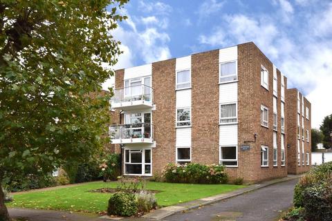 3 bedroom flat to rent, Falconhurst, The Park, Sidcup, Kent, DA14