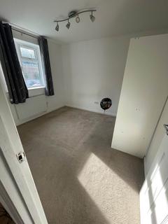 1 bedroom flat to rent, Marlborough Road Ashford TW15