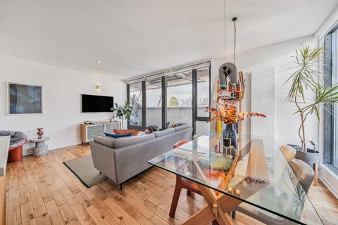 2 bedroom apartment for sale, Schoolbank Road, London