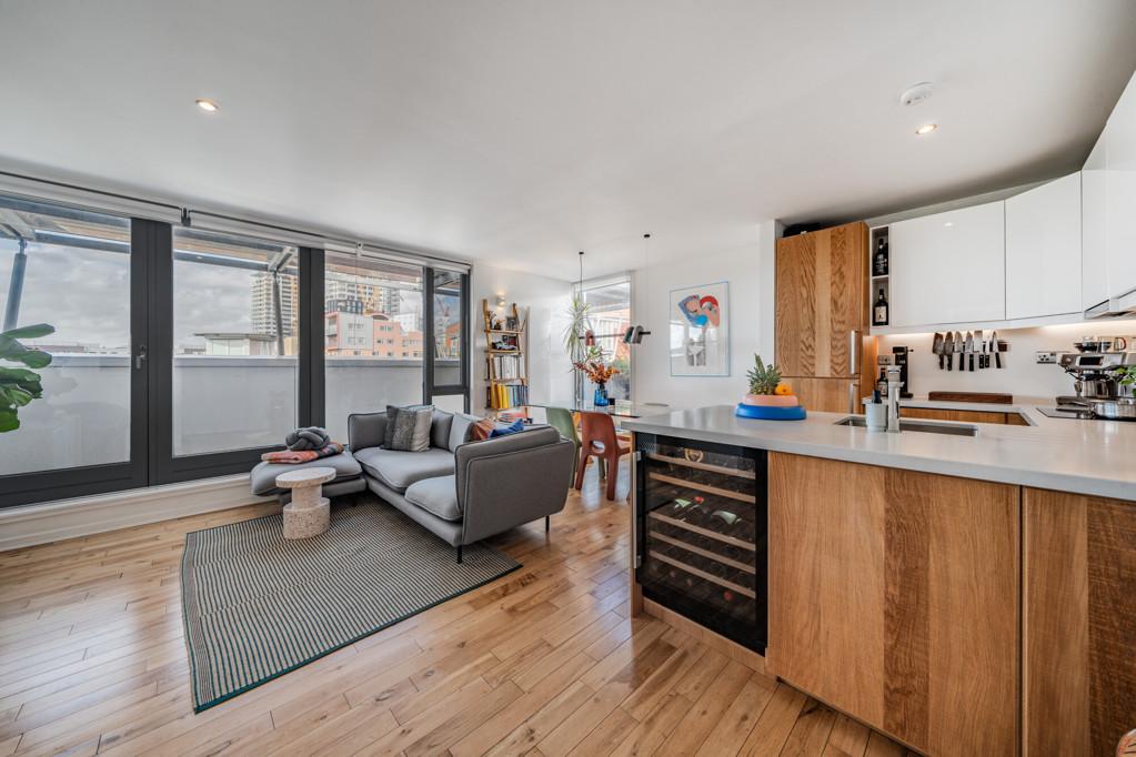 Reception/Kitchen
