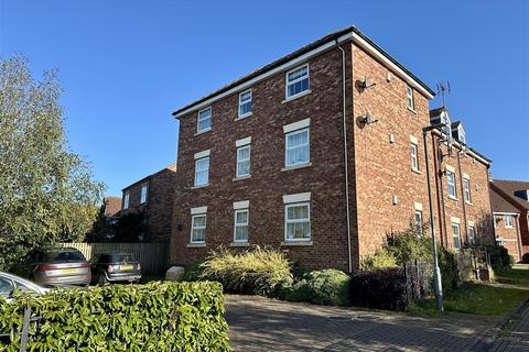 2 bedroom apartment for sale, Finkle Court, Market Weighton, York