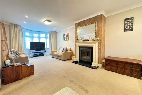 5 bedroom semi-detached house for sale, Windermere Gardens, Ilford