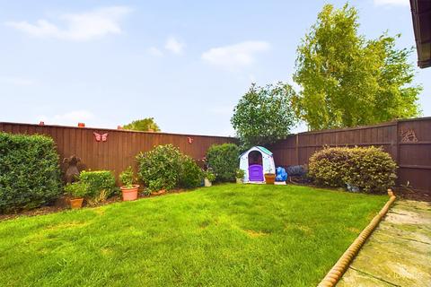 2 bedroom semi-detached house for sale, Bramley Close, North Lincolnshire DN18