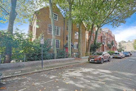 3 bedroom flat for sale, Mornington Avenue, London W14