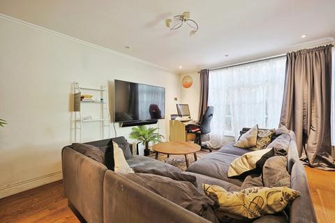 3 bedroom flat for sale, Mornington Avenue, London W14