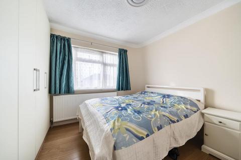 81 Holyrood Avenue, Harrow, HA2 8UD