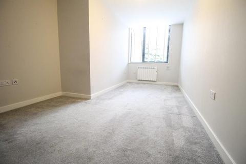 2 bedroom apartment to rent, Field End Road, Ruislip HA4