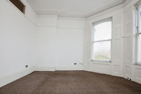 2 bedroom apartment to rent, Meridian Road, Bristol BS6