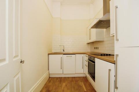 2 bedroom apartment to rent, Meridian Road, Bristol BS6