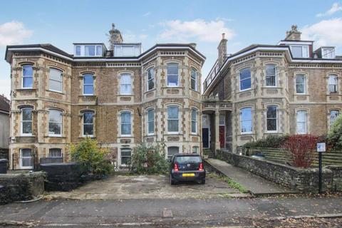 2 bedroom apartment to rent, Meridian Road, Bristol BS6