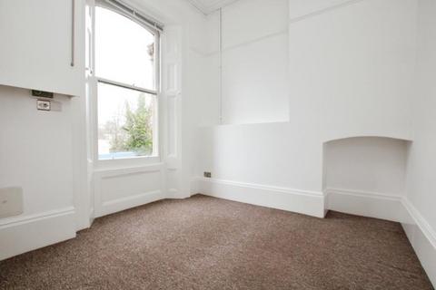 2 bedroom apartment to rent, Meridian Road, Bristol BS6