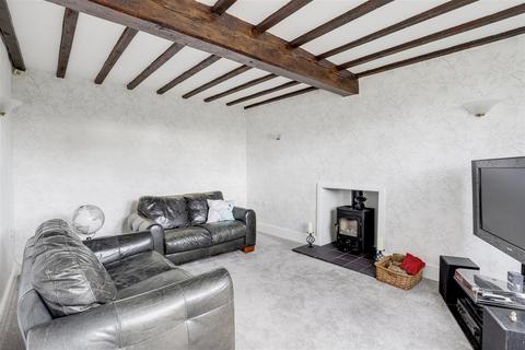 4 bedroom cottage for sale, Sandfield Road, Arnold NG5