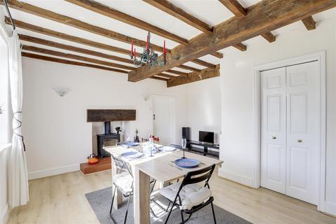 4 bedroom cottage for sale, Sandfield Road, Arnold NG5