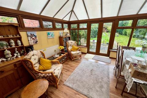 3 bedroom semi-detached bungalow for sale, Aylesbury Road, Hockley Heath, Solihull