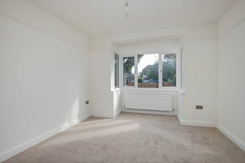 261 Peppard Road, Emmer Green, Reading, RG4 8UB