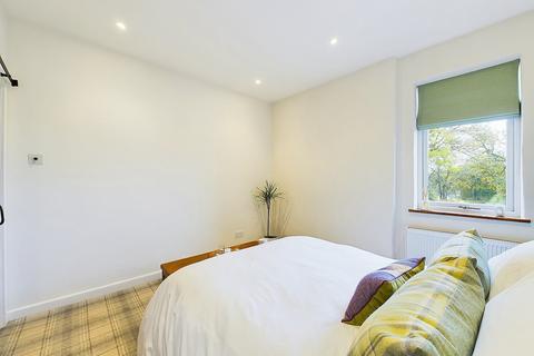 2 Greenhills, Barrmill, Beith, KA15 1HJ