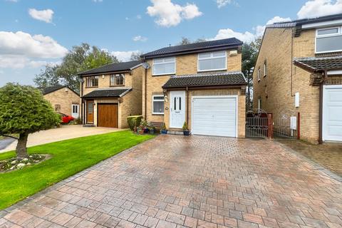 3 bedroom detached house for sale, Willowbank, Coulby Newham, Middlesbrough, North Yorkshire, TS8 0SW