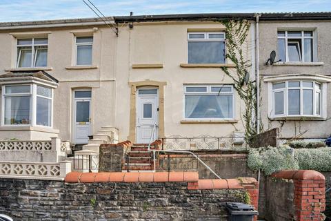 3 bedroom terraced house to rent, Hylton Terrace, Bedlinog, Treharris, CF46 6RG