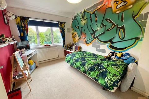 85 Broom Hall Crescent, Birmingham, B27 7JS
