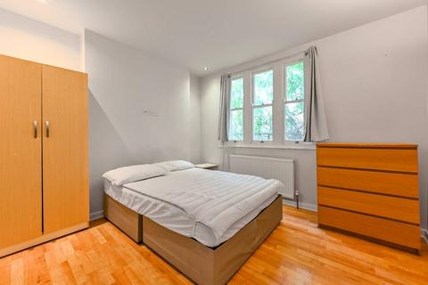 3 bedroom flat for sale, Pemberton Gardens, Tufnell Park, London, N19