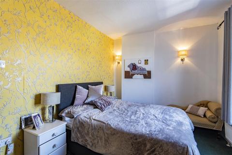 286 Ashgate Road, Chesterfield, S40 4AW