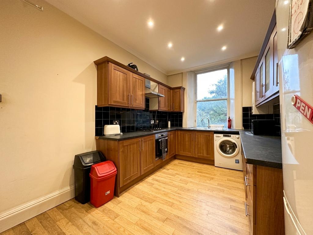 Apartment in Glasgow - More