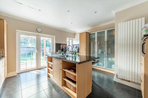 5 bedroom house for sale, Buckingham Road, Edgware, HA8