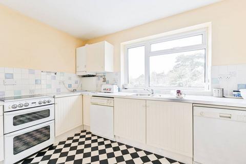 3 bedroom flat for sale, Gooden Court, Harrow on the Hill, Harrow, HA1