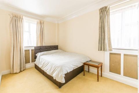 2 bedroom flat to rent, Prince Albert Road, St John's Wood, London, NW8