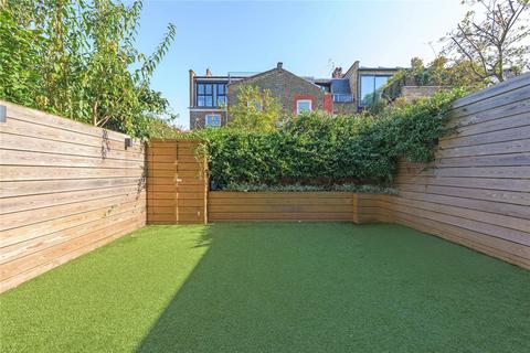 3 Alfriston Road, London, SW11 6NS