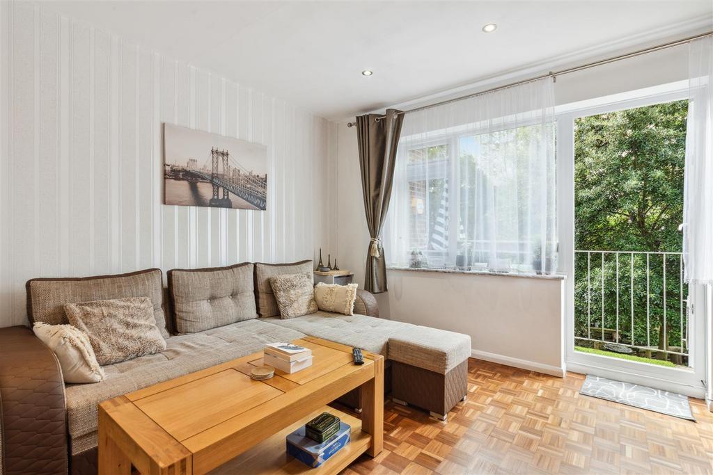 Coniston Close, W4   FOR SALE