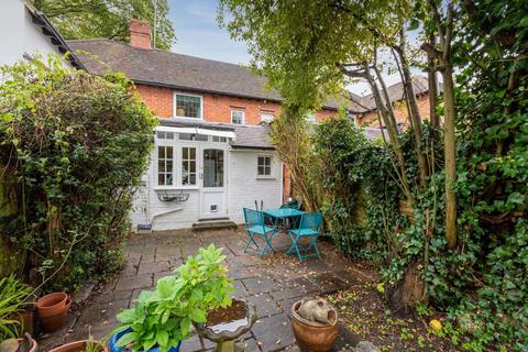 2 bedroom terraced house for sale - Sutton Road, Cookham SL6