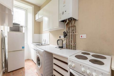 1f1, 5 Dalgety Avenue, Edinburgh, EH7 5UF