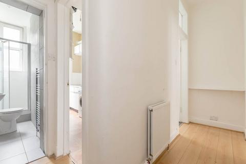 1f1, 5 Dalgety Avenue, Edinburgh, EH7 5UF